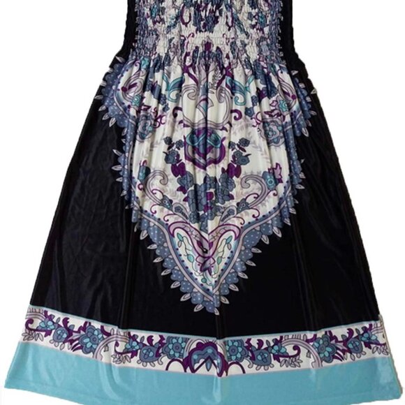 Adorable Light Colored Paisley Printed Halter Dress on Black Accented Fabric - Picture 3 of 6